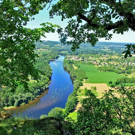 Camping La Lot Vallee De La Dordogne Rocamadour Meyronne