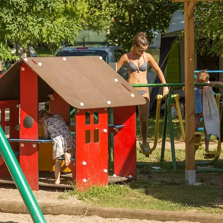 La Lot Vallee De La Dordogne Rocamadour Meyronne